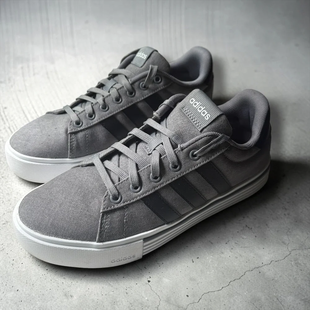 Adidas Daily 4.0 Women's Grey Canvas Low Top Skate Sneakers IF4493 Size 7.5